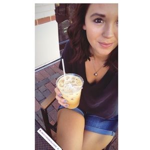 Meet your Posher, Jenna